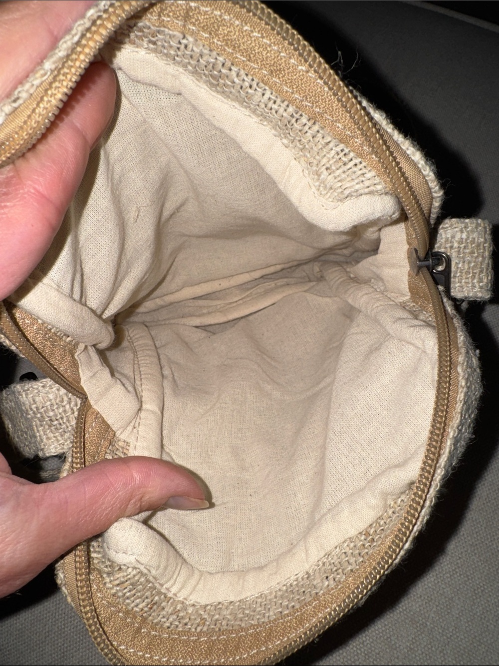 Ark Fair Trade's Hemp Crossbody Bag-Nepal Orig-Natural Color with Imperfections - Picture 6 of 16